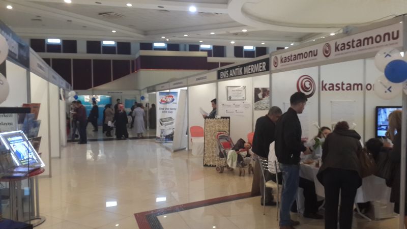 Kariyer Stand A.Ş. 29-30 Nisan 2014 tarihlerinde Balıkesir de düzenlenen İnsan Kaynakları ve İstihdam Fuarından bazı görüntüler. balikesir insan kaynaklari 02